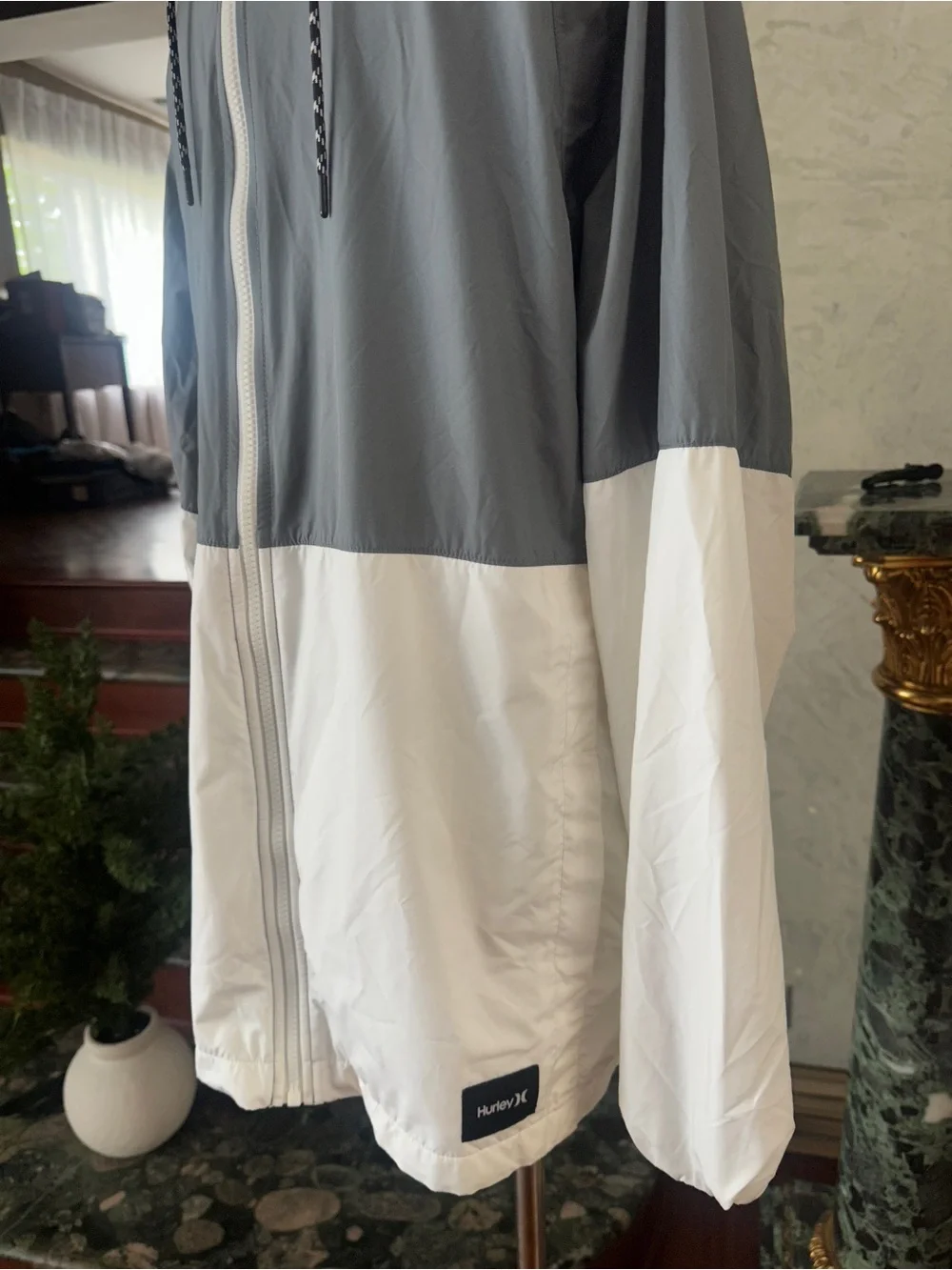 Hurley hooded windbreaker